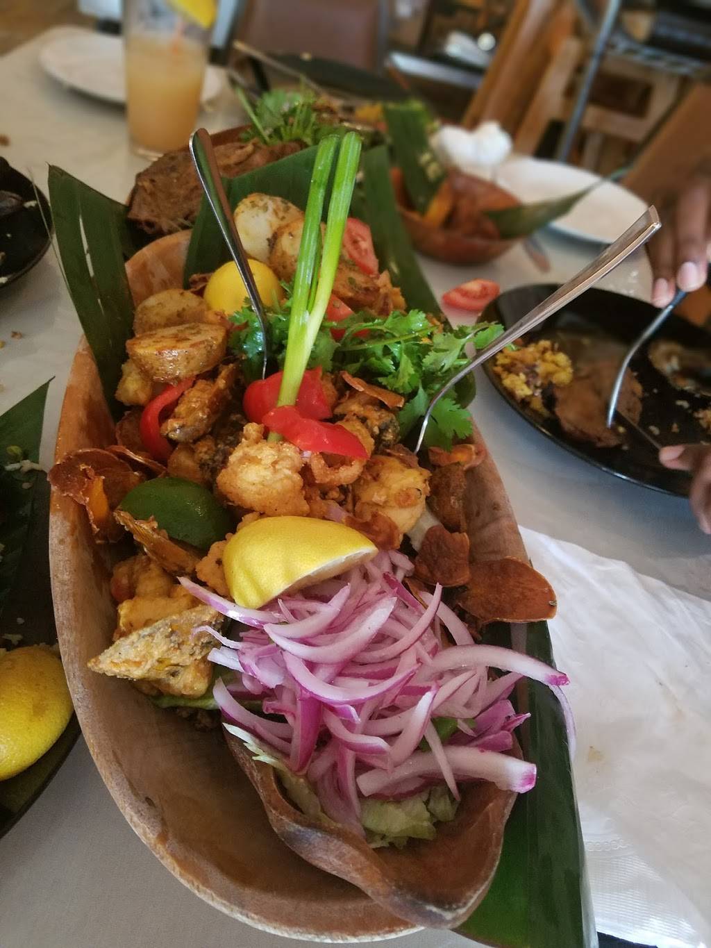 El Ceviche De Waldito | restaurant | 5526 Evers Rd, San Antonio, TX 78238, USA | 2106818100 OR +1 210-681-8100