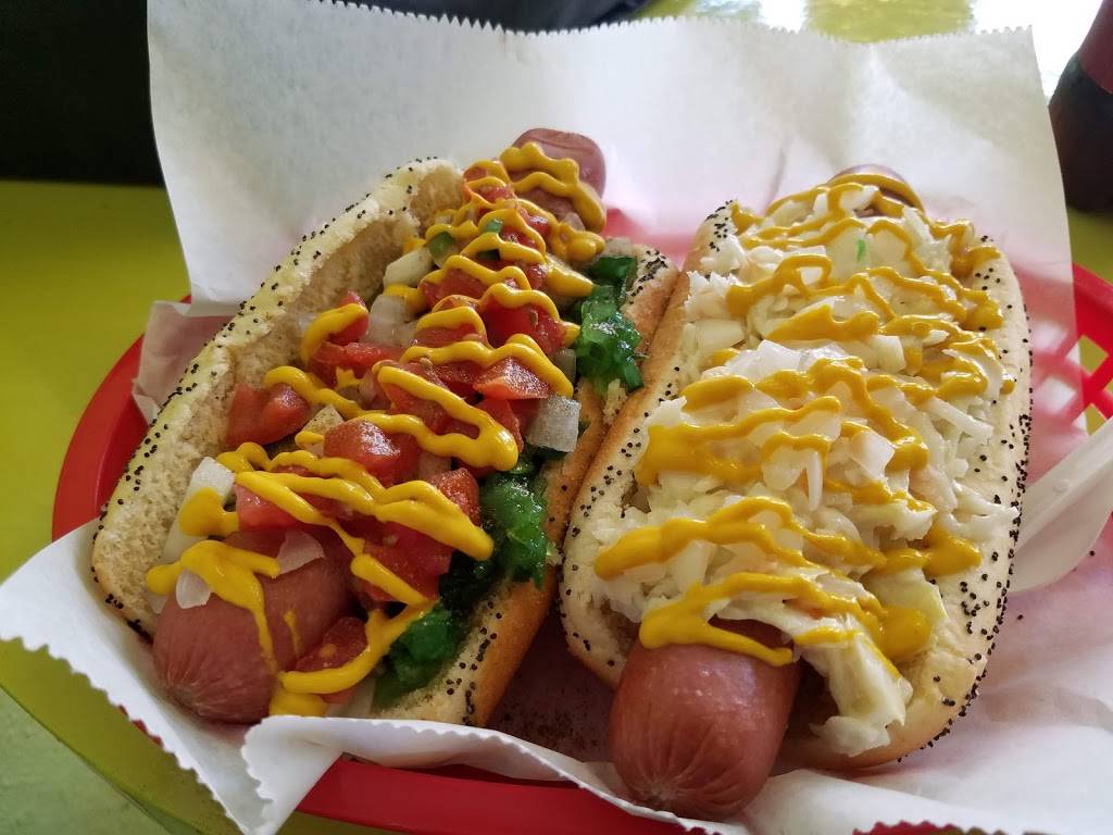 Dixies Dog House | restaurant | 250 107th Ave, Treasure Island, FL 33706, USA | 7273606001 OR +1 727-360-6001