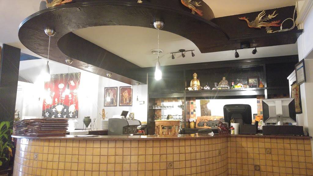 Thailandia | restaurant | 119 E Main St, Welland, ON L3B 3W5, Canada | 9057321234 OR +1 905-732-1234