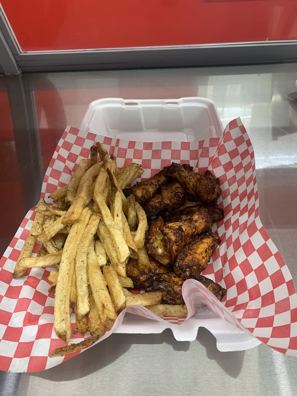 Wing Man | restaurant | 711 W Main St, Lexington, SC 29072, USA | 8034900680 OR +1 803-490-0680