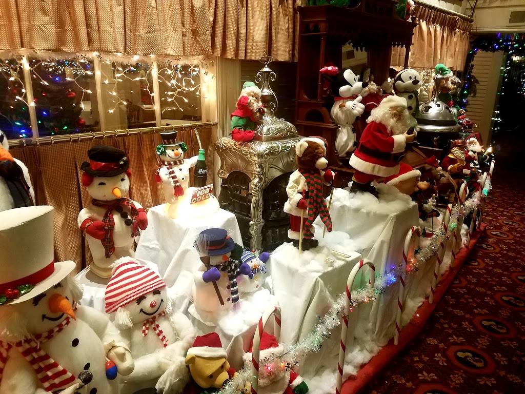 White Fence Farm Restaurant | restaurant | 1376 Joliet Rd, Romeoville, IL 60446, USA | 6307391720 OR +1 630-739-1720