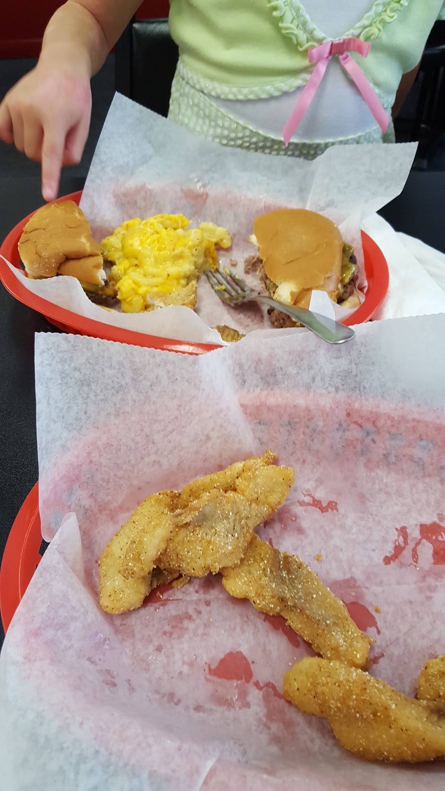 Maes Southern Cafe | restaurant | 4419 US-43 #5, Northport, AL 35473, USA | 2057105488 OR +1 205-710-5488