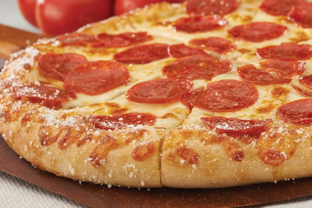 Jets Pizza | meal delivery | 2464 Lake Cir Dr, Indianapolis, IN 46268, USA | 3172289565 OR +1 317-228-9565