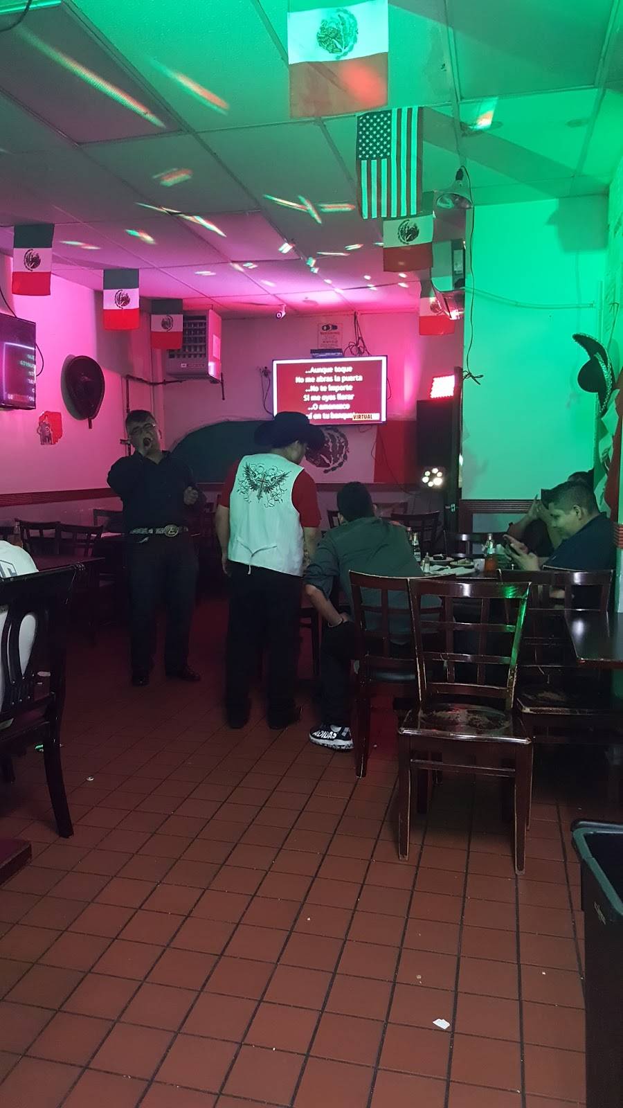 Lomazoyatl Deli Grocery | restaurant | 10616 Corona Ave, Corona, NY 11368, USA | 7187601615 OR +1 718-760-1615