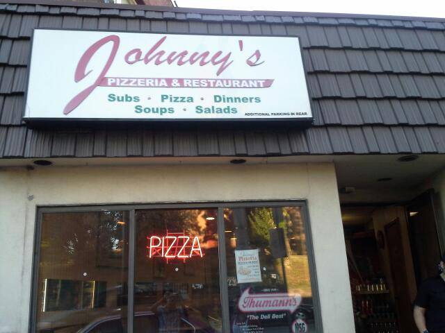Johnnys Pizzeria | restaurant | 34 Main St, West Orange, NJ 07052, USA | 9737319505 OR +1 973-731-9505