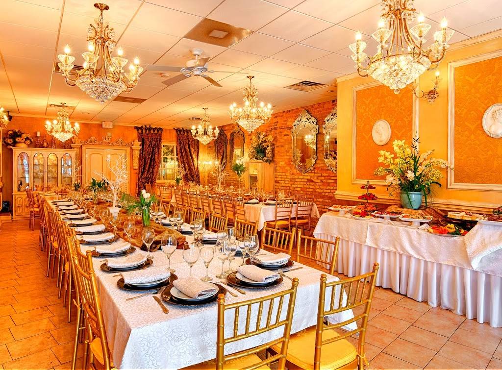 Staropolska Restaurant | restaurant | 3030 N Milwaukee Ave, Chicago, IL 60618, USA | 7733420779 OR +1 773-342-0779