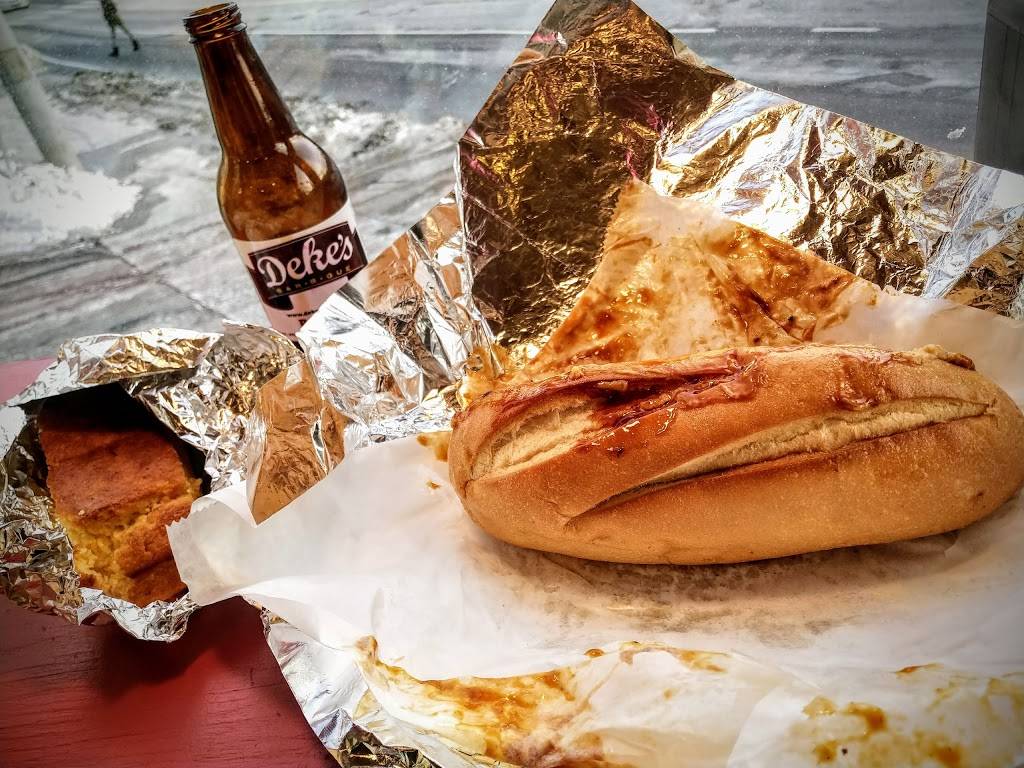 Dekes Carry Out & Catering | restaurant | 4901 Ridge Ave, Philadelphia, PA 19128, USA | 2155887427 OR +1 215-588-7427