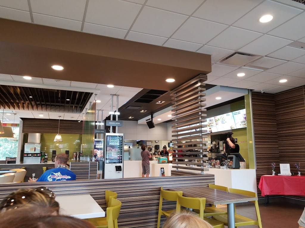 McDonalds | cafe | 15880 Orange Blvd, Loxahatchee, FL 33470, USA | 5617918591 OR +1 561-791-8591