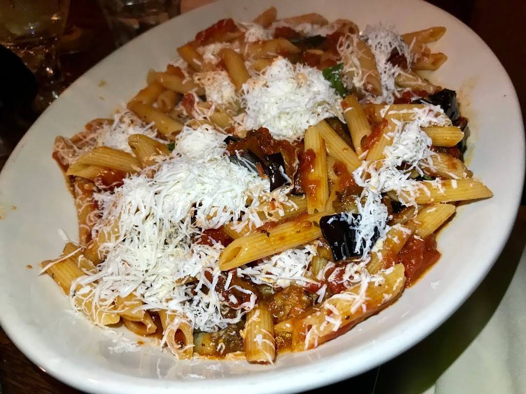 Adrianas | restaurant | 771 Grand Ave, New Haven, CT 06511, USA | 2038656474 OR +1 203-865-6474