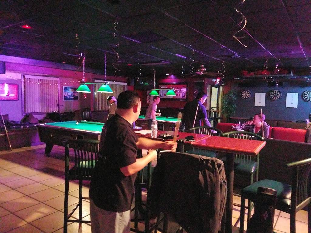 Shadows Bar and Grill | restaurant | 6699 W 130th St, Parma Heights, OH 44130, USA | 2162350654 OR +1 216-235-0654