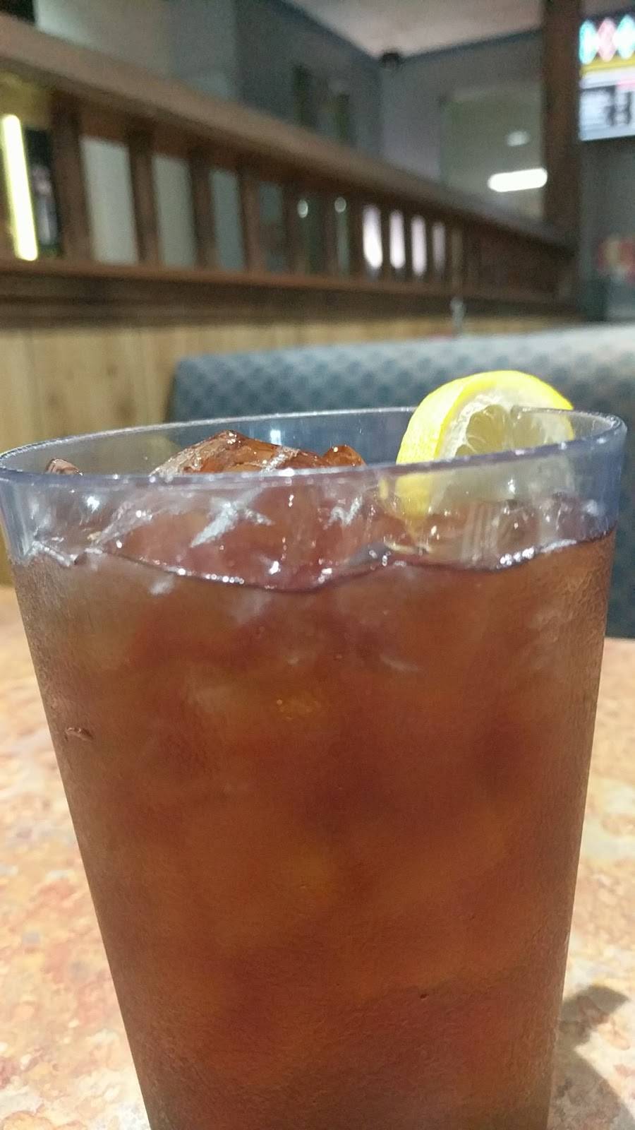 Strikes & Spares Grill | restaurant | 2301 Yosemite Blvd, Modesto, CA 95354, USA | 2095759519 OR +1 209-575-9519