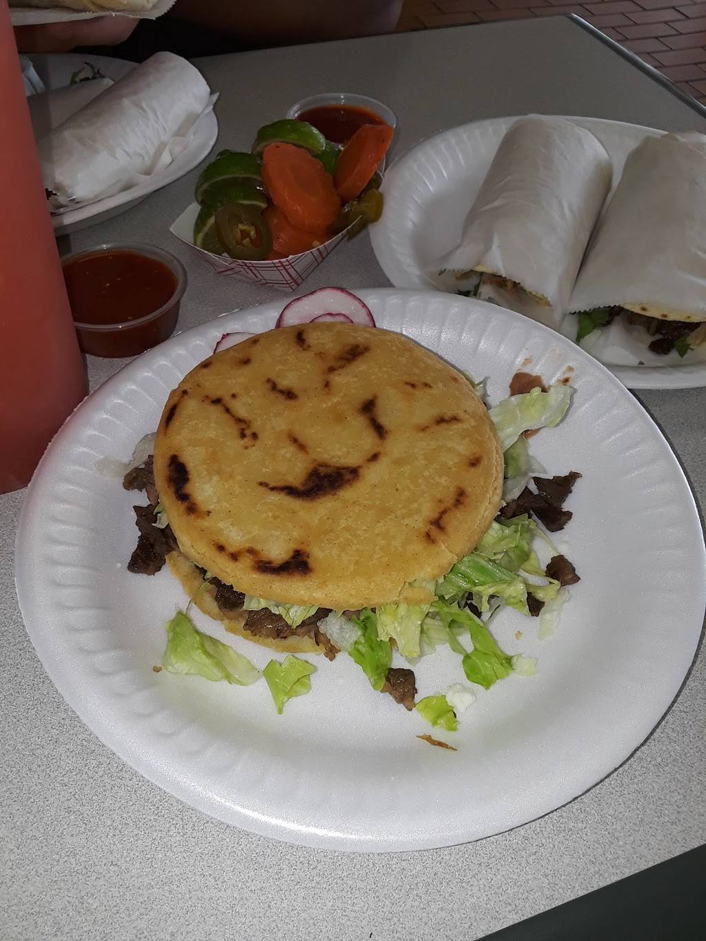 Three Amigos | restaurant | 16441 Pioneer Blvd, Norwalk, CA 90650, USA | 5629240546 OR +1 562-924-0546