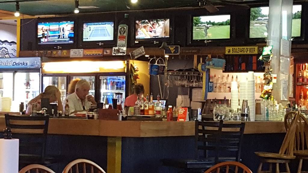 Sundown Sports Pub | restaurant | 810 Surfside Dr, Surfside Beach, SC 29575, USA | 8432381240 OR +1 843-238-1240