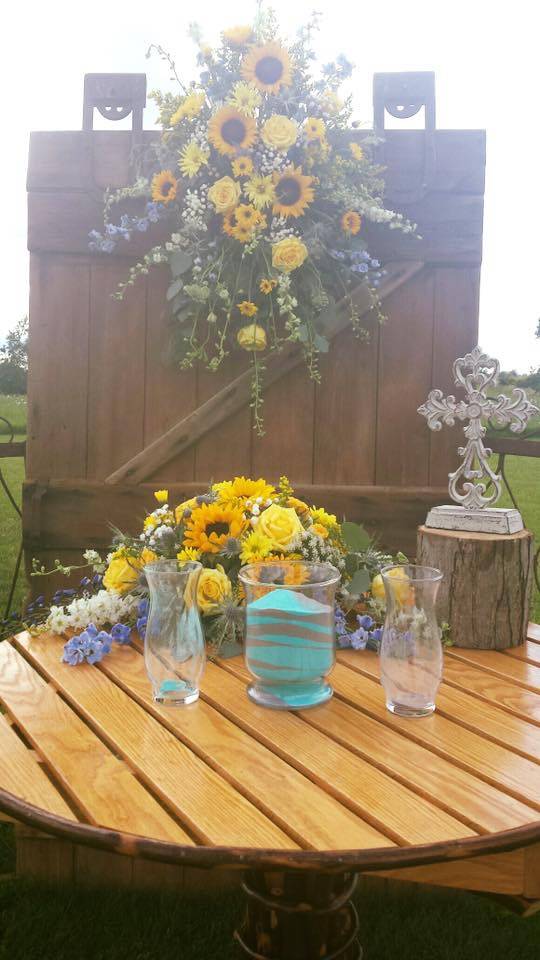 The Gallagher | restaurant | 255 N Gravel Rd, Medina, NY 14103, USA | 5855902342 OR +1 585-590-2342