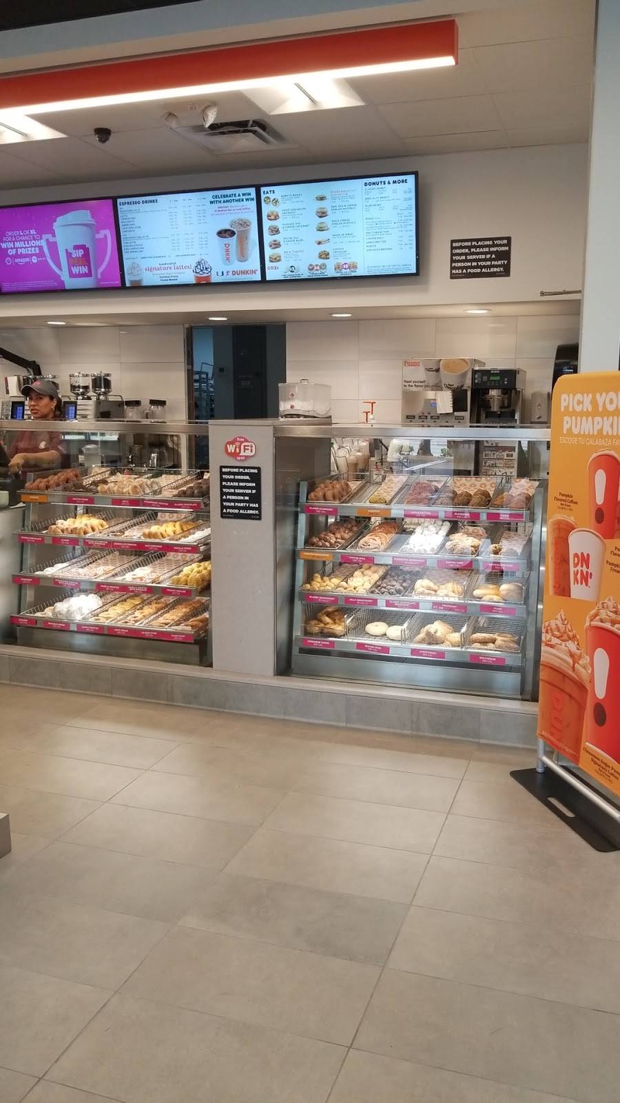 Dunkin | bakery | 1724 W Hillsboro Blvd, Deerfield Beach, FL 33442, USA | 9547250705 OR +1 954-725-0705