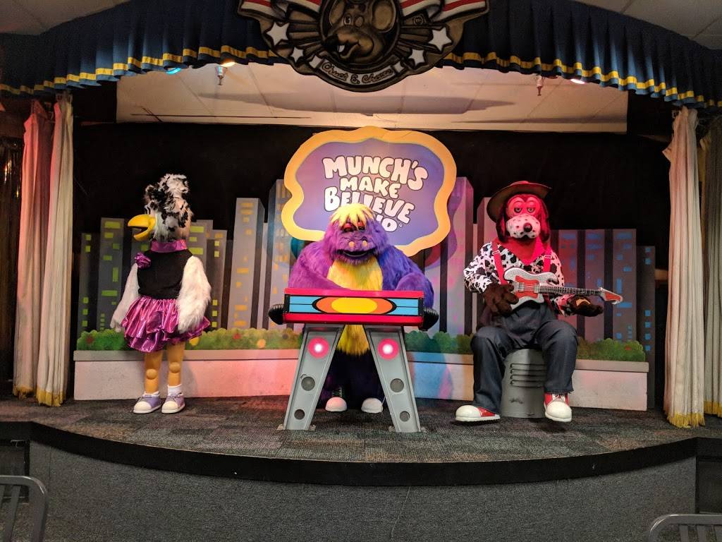 Chuck E. Cheese | restaurant | 4345 W Noble Ave, Visalia, CA 93277, USA | 5597333373 OR +1 559-733-3373