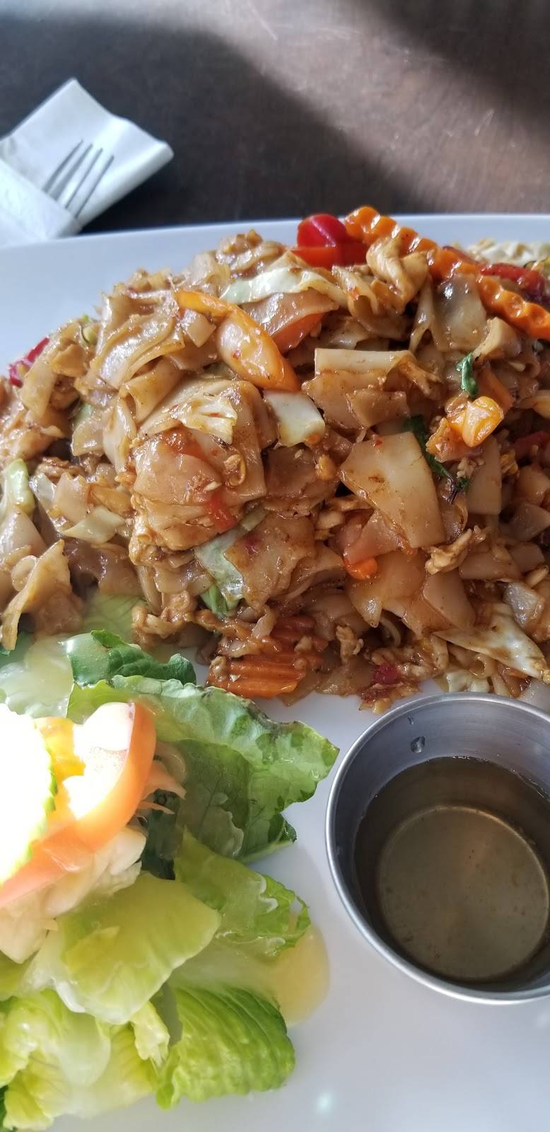 Plearn Thai Restaurant | restaurant | 1923 University Ave, Berkeley, CA 94704, USA | 5105499999 OR +1 510-549-9999