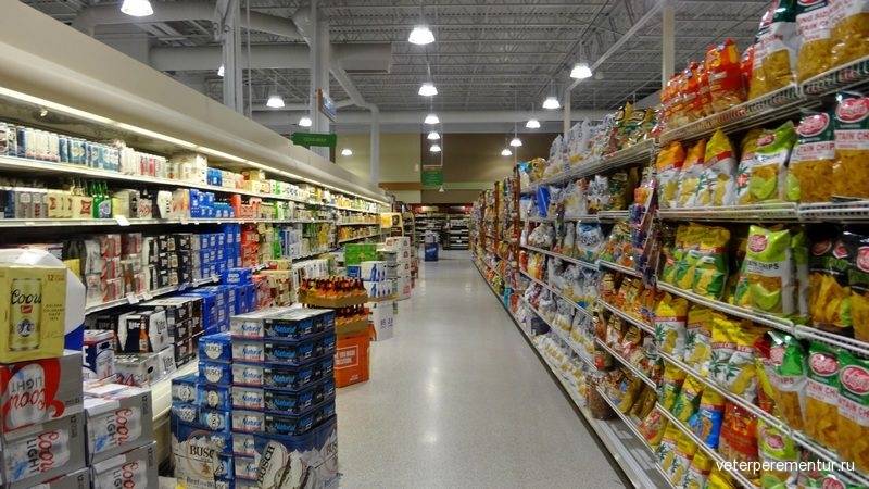 Harbor Shops | shopping mall | 1900- 1947 Cordova Rd, Fort Lauderdale, FL 33316, USA | 9545244578 OR +1 954-524-4578