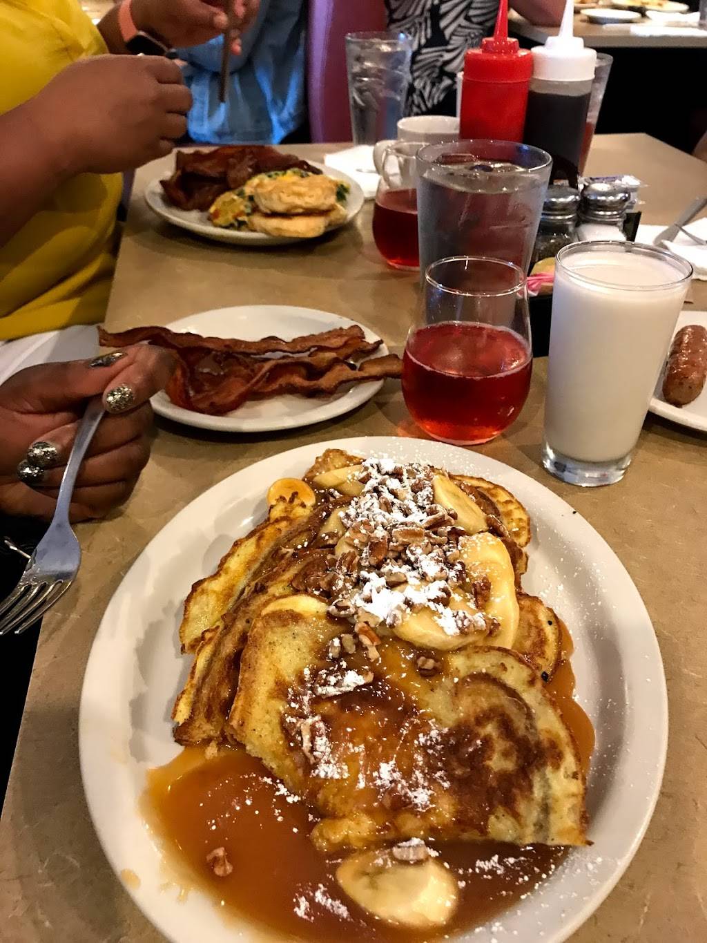 Pine Island | shopping mall | 8800-8900, FL-84, Davie, FL 33324, USA | 5616302300 OR +1 561-630-2300