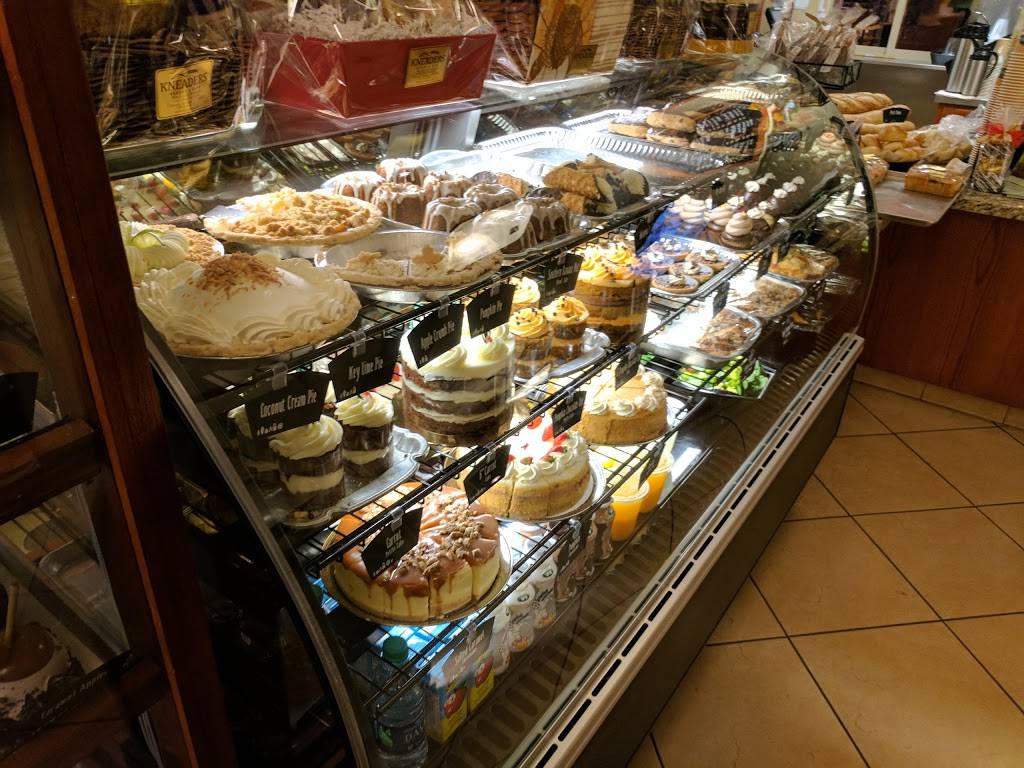 Kneaders Bakery & Cafe | bakery | 13482 Bass Pro Dr, Colorado Springs, CO 80921, USA | 7194344126 OR +1 719-434-4126
