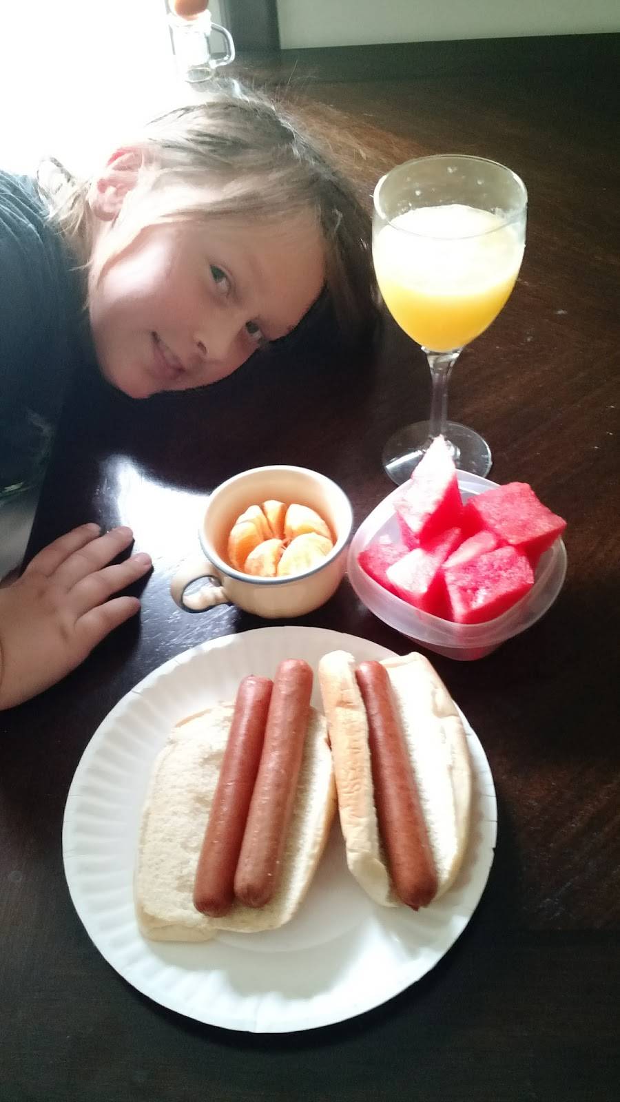 7 Mile Foods Inc | restaurant | 8139 Seven Mile E, Detroit, MI 48234, USA | 3138938888 OR +1 313-893-8888