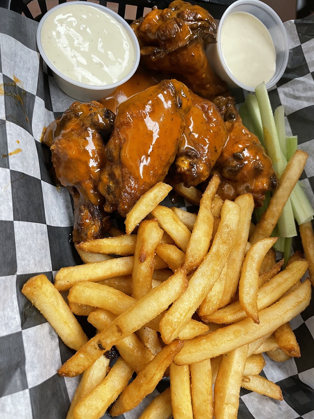 Spades Restaurant & Lounge | night club | 4022 Lancaster Ave, Philadelphia, PA 19104, USA | 2157037644 OR +1 215-703-7644