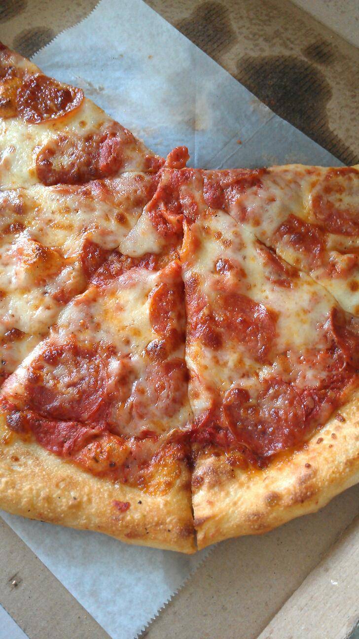 Maggios | restaurant | 2260 Huntington Ave, Alexandria, VA 22303, USA | 7039606700 OR +1 703-960-6700