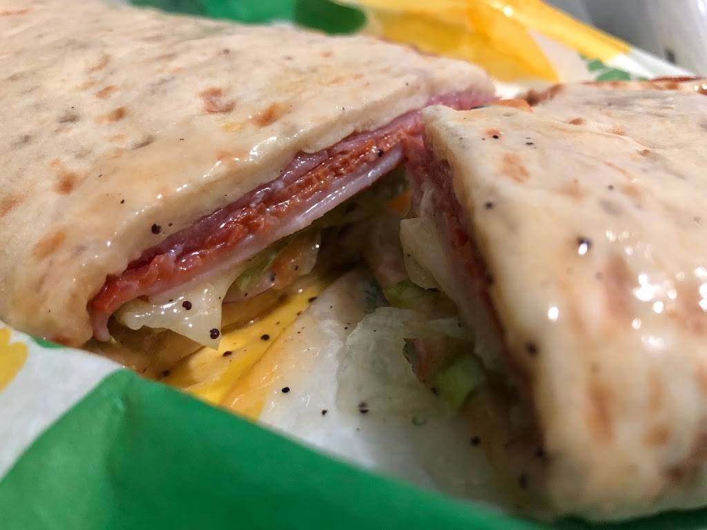 Subway Restaurants | restaurant | 85-21 126th St, Kew Gardens, NY 11415, USA | 7188468200 OR +1 718-846-8200