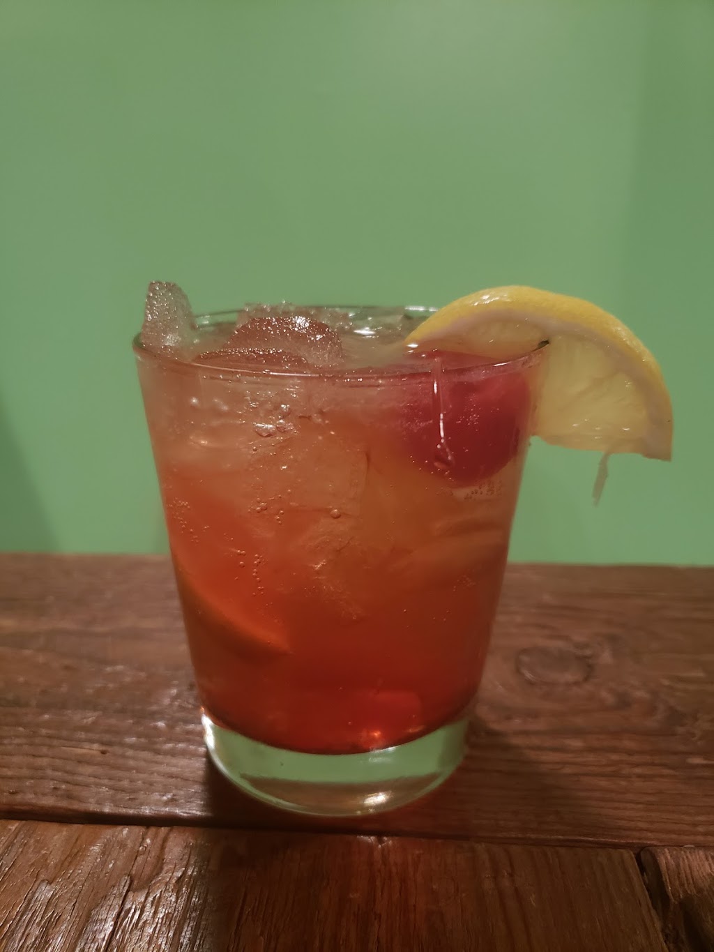 The Craft Lounge | restaurant | 351 W Main St, Waukesha, WI 53186, USA | 2623096040 OR +1 262-309-6040