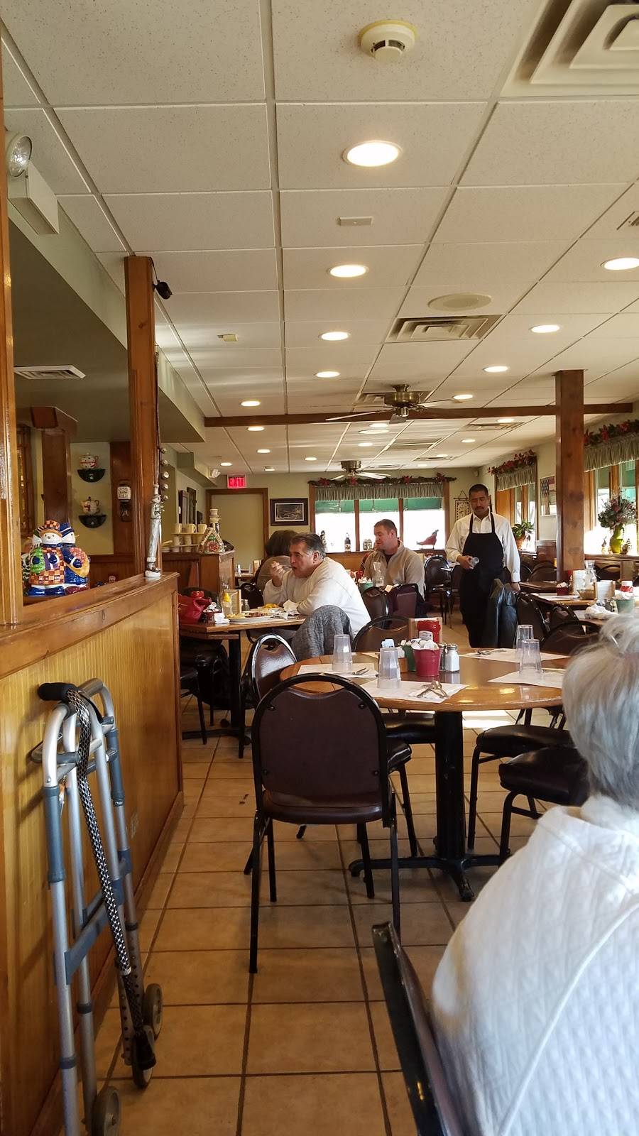 Gabes Place | restaurant | 9 E Main St, Glenwood, IL 60425, USA | 7087577171 OR +1 708-757-7171