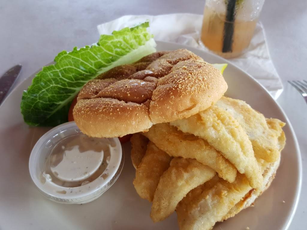 Sans Souci Bar | restaurant | 3057 S Channel Dr, Harsens Island, MI 48028, USA | 8107489798 OR +1 810-748-9798