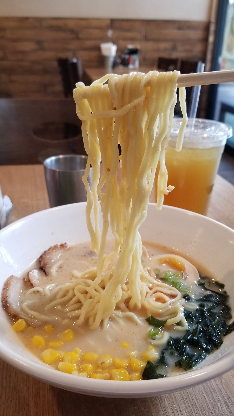 Round Table Pizza | meal delivery | 7201 Archibald Ave Ste 9, Rancho Cucamonga, CA 91701, USA | 9099808040 OR +1 909-980-8040