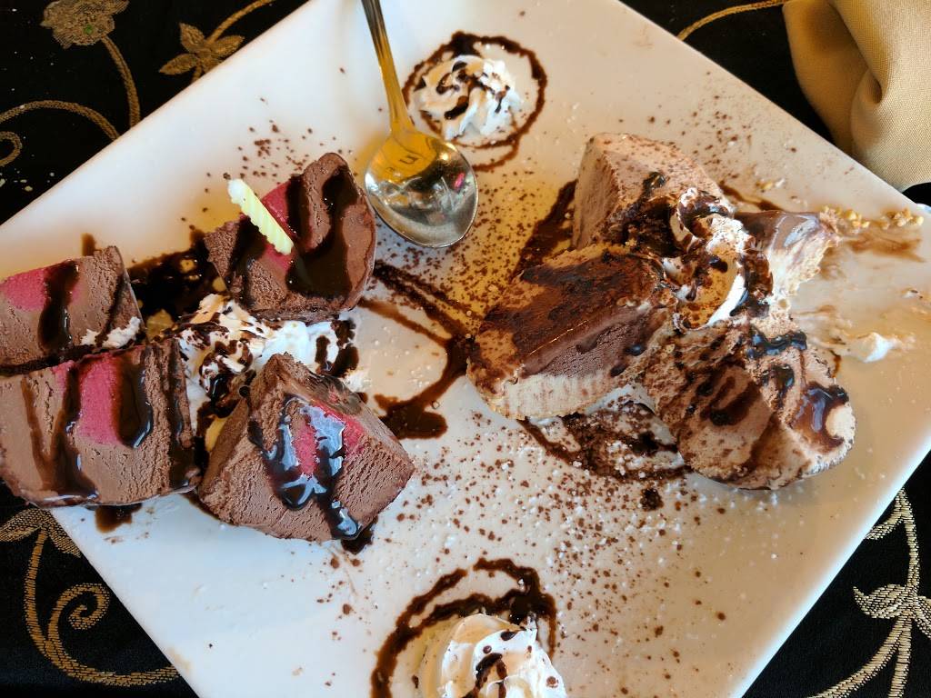 Linguines Italian Restaurant | restaurant | 257 N Front St, Belleville, ON K8P 3C2, Canada | 6139625444 OR +1 613-962-5444