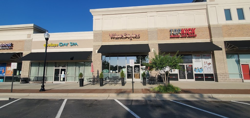 WineStyles South Riding | restaurant | 25031 Riding Plz #110, Chantilly, VA 20152, USA | 7033279463 OR +1 703-327-9463