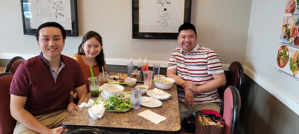 Hương Bình Restaurant | restaurant | 1207 S Jackson St #104, Seattle, WA 98144, USA | 2068603038 OR +1 206-860-3038