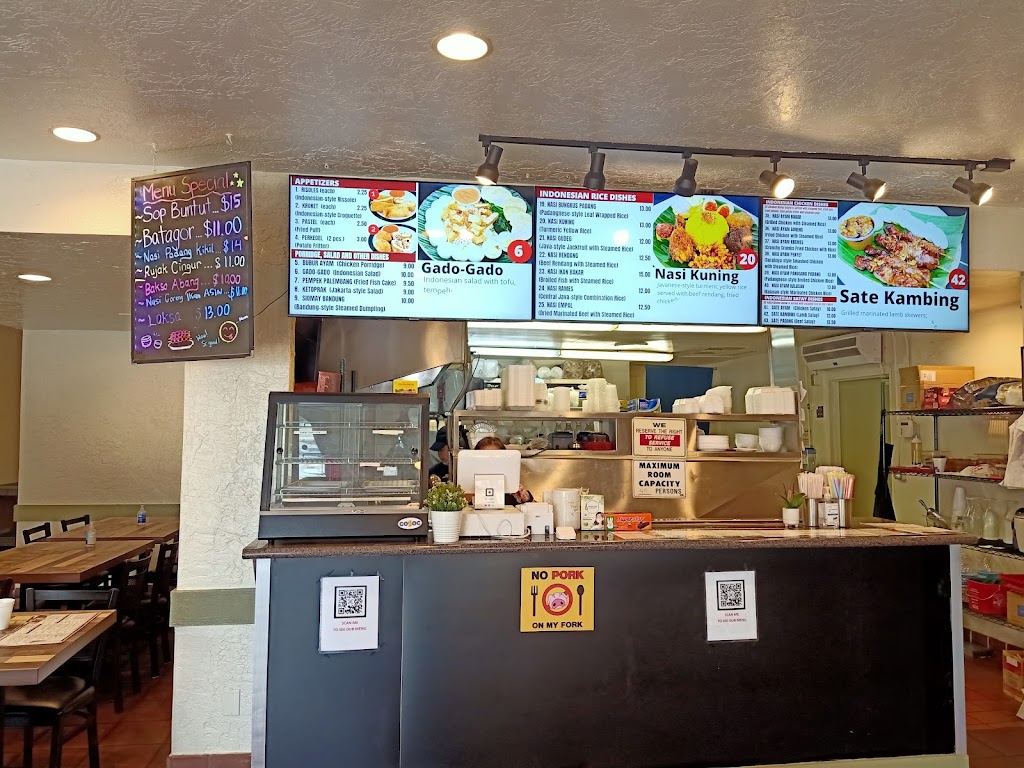 Indo Bistro | restaurant | 22419 Barton Rd, Grand Terrace, CA 92313, USA | 9095334288 OR +1 909-533-4288