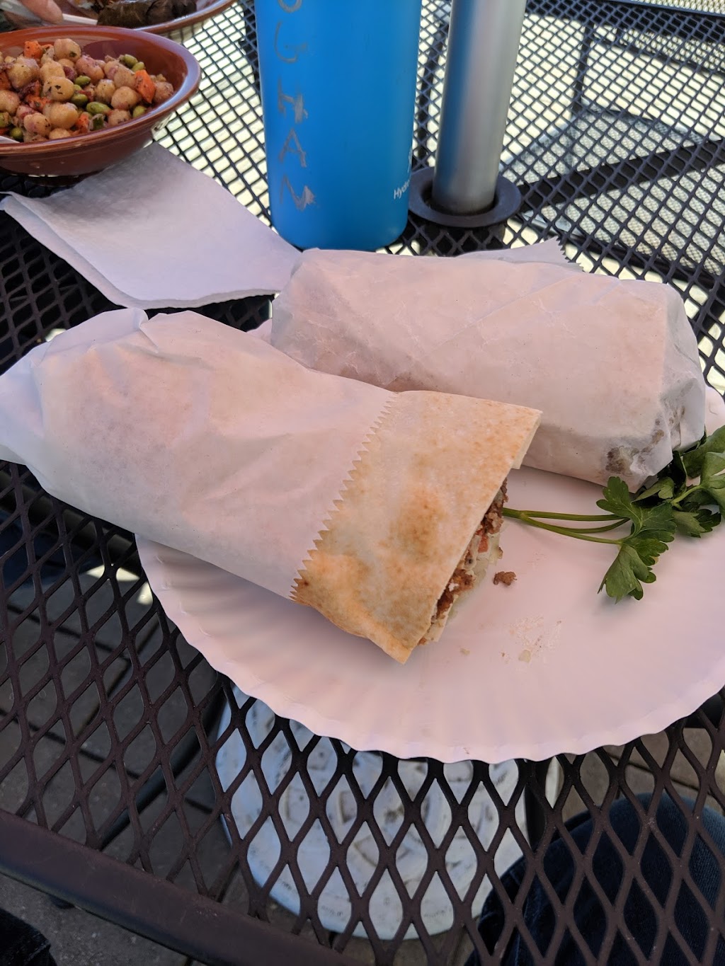 Oceanfront Convenience Store & Lolas Kitchen | restaurant | 339 Ocean Blvd, Hampton, NH 03842, USA | 6036017528 OR +1 603-601-7528