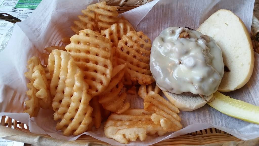 Bristled Boar Saloon & Grill | restaurant | 2611 Branch St, Middleton, WI 53562, USA | 6088310436 OR +1 608-831-0436