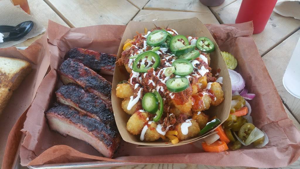 Bumbershoot Barbecue | restaurant | 425 US-377, Argyle, TX 76226, USA | 9405951782 OR +1 940-595-1782