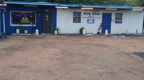 Valley St. Cafe & Detail Plus Car Wash | cafe | 1379 Valley St, Jackson, MS 39204, USA | 7692322397 OR +1 769-232-2397
