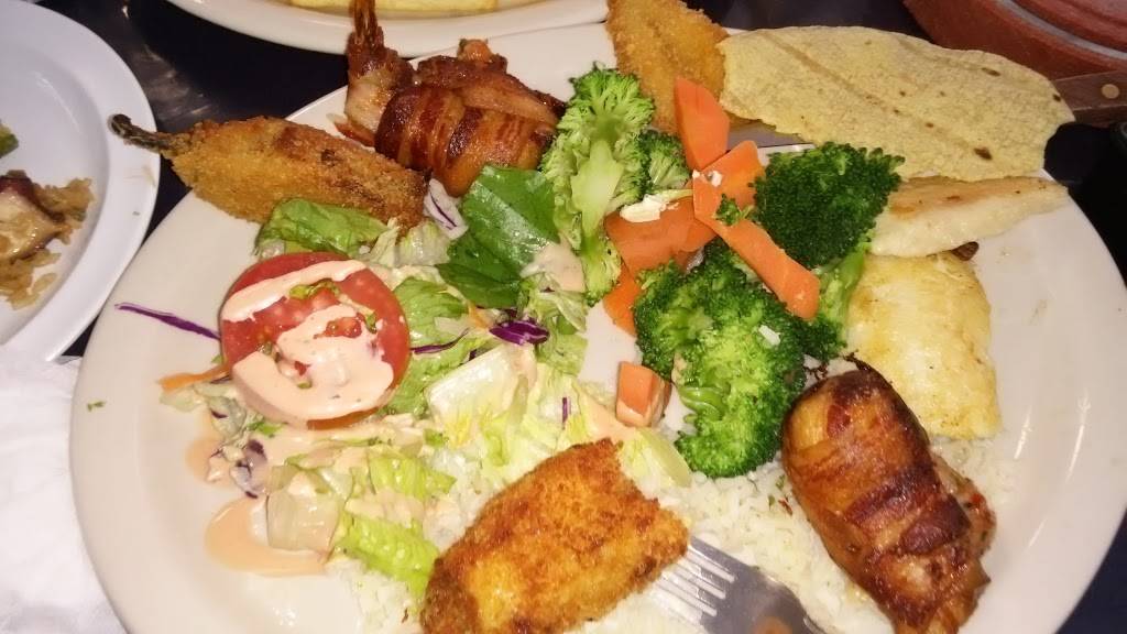 La Perla Negra | restaurant | 651 Palomar St, Chula Vista, CA 91911, USA | 6194258594 OR +1 619-425-8594