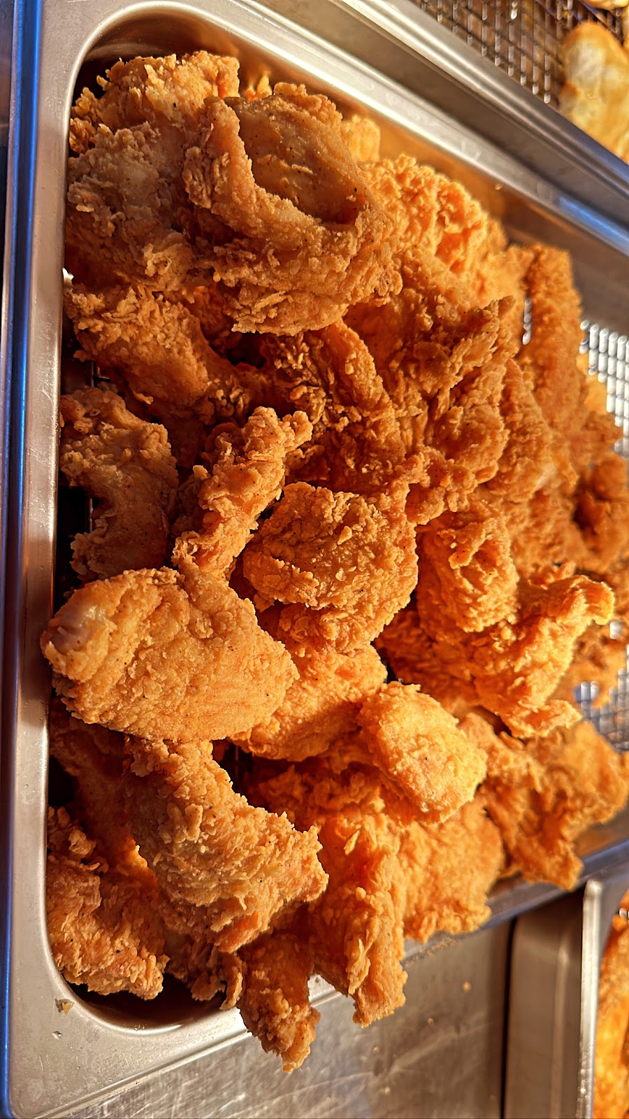 Krispy Krunchy Chicken | restaurant | 3825 S Crater Rd, Petersburg, VA 23805, USA | 8047324124 OR +1 804-732-4124