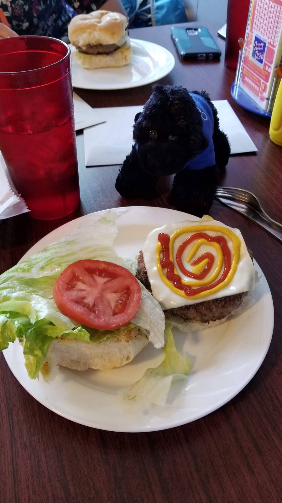 R & M Restaurant | restaurant | 101 W Market St, Corning, NY 14830, USA | 6079369679 OR +1 607-936-9679