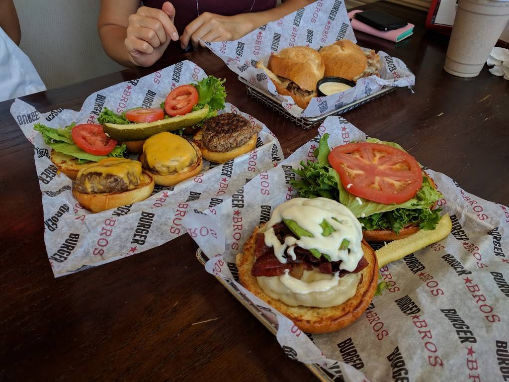 BurgerBrosNJ | restaurant | 460 County Rd 520, Marlboro Township, NJ 07746, USA | 7327720300 OR +1 732-772-0300