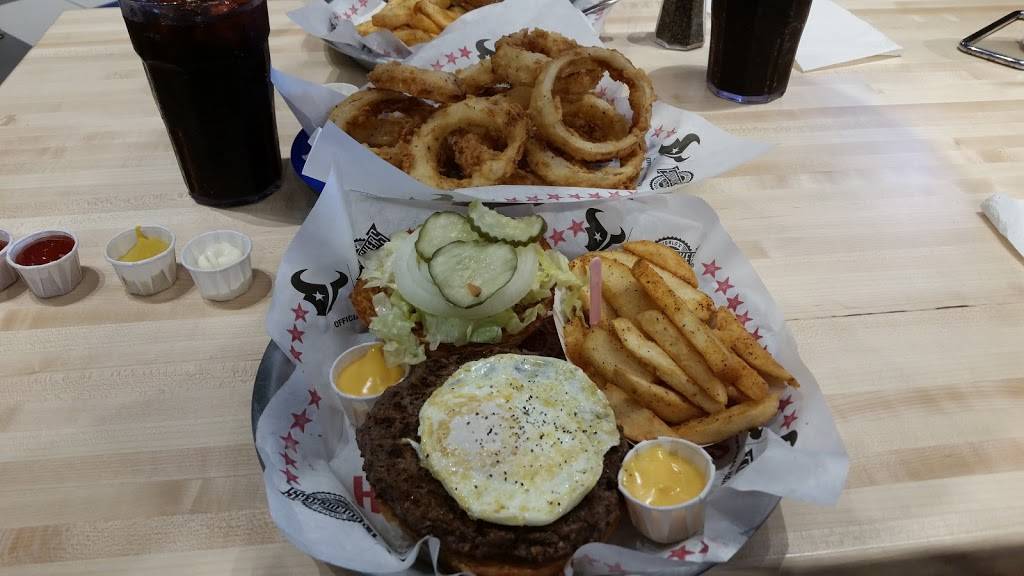 Fuddruckers | restaurant | 4360 Kingwood Dr, Humble, TX 77339, USA | 2813617800 OR +1 281-361-7800