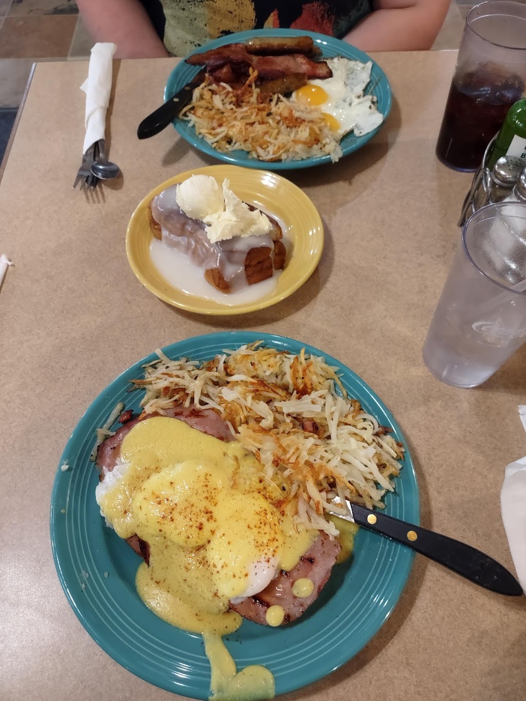 The Original Sunrise Cafe | restaurant | 200 E Main St, Middleton, ID 83644, USA | 2085859700 OR +1 208-585-9700