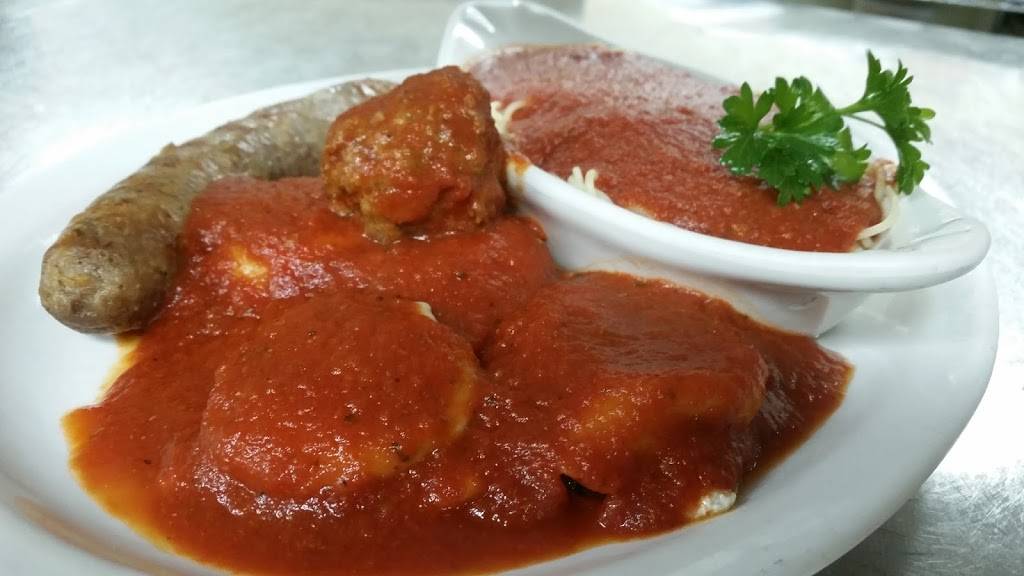 DeVitos Restaurant | restaurant | 350 Devitos Loop N, Harrison, AR 72601, USA | 8707418832 OR +1 870-741-8832