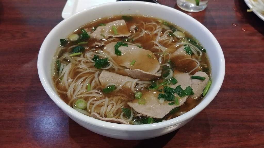 Com Pho Asia 2 | restaurant | 221 Cundles Rd E #11, Barrie, ON L4M 6L5, Canada | 7057926693 OR +1 705-792-6693