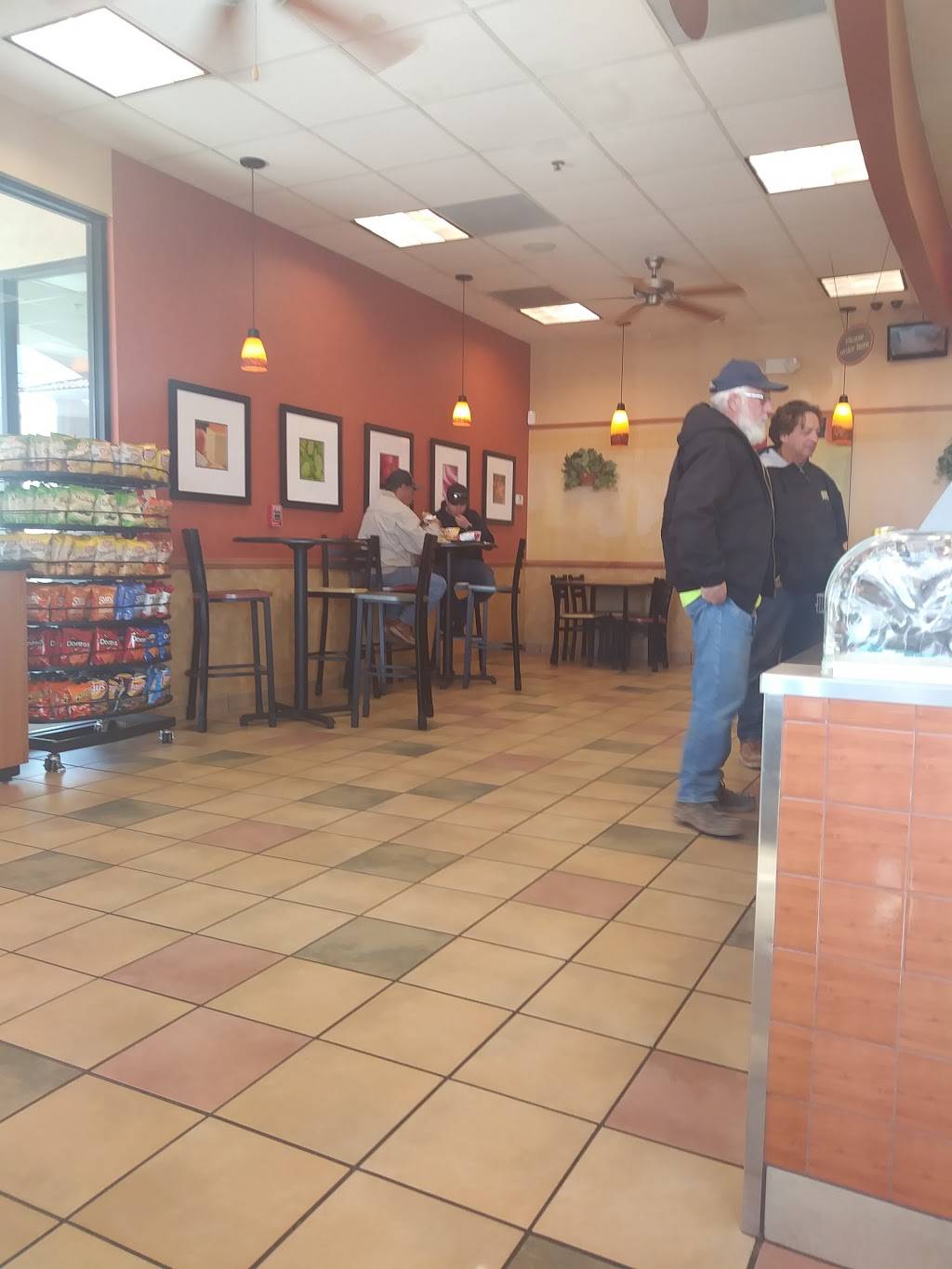 Subway | restaurant | 13330 Ranchero Road, Grand View Plaza Suite 2, Oak Hills, CA 92344, USA | 7609953600 OR +1 760-995-3600