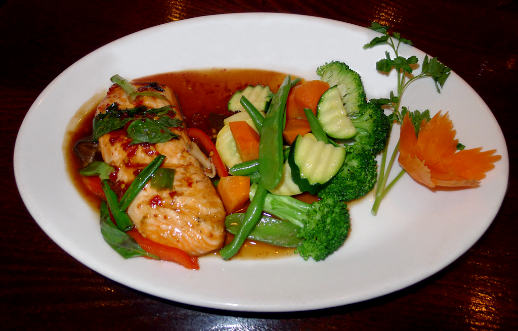 Peppermint Thai Cuisine | restaurant | 30769 Pinetree Rd, Pepper Pike, OH 44124, USA | 2164645432 OR +1 216-464-5432